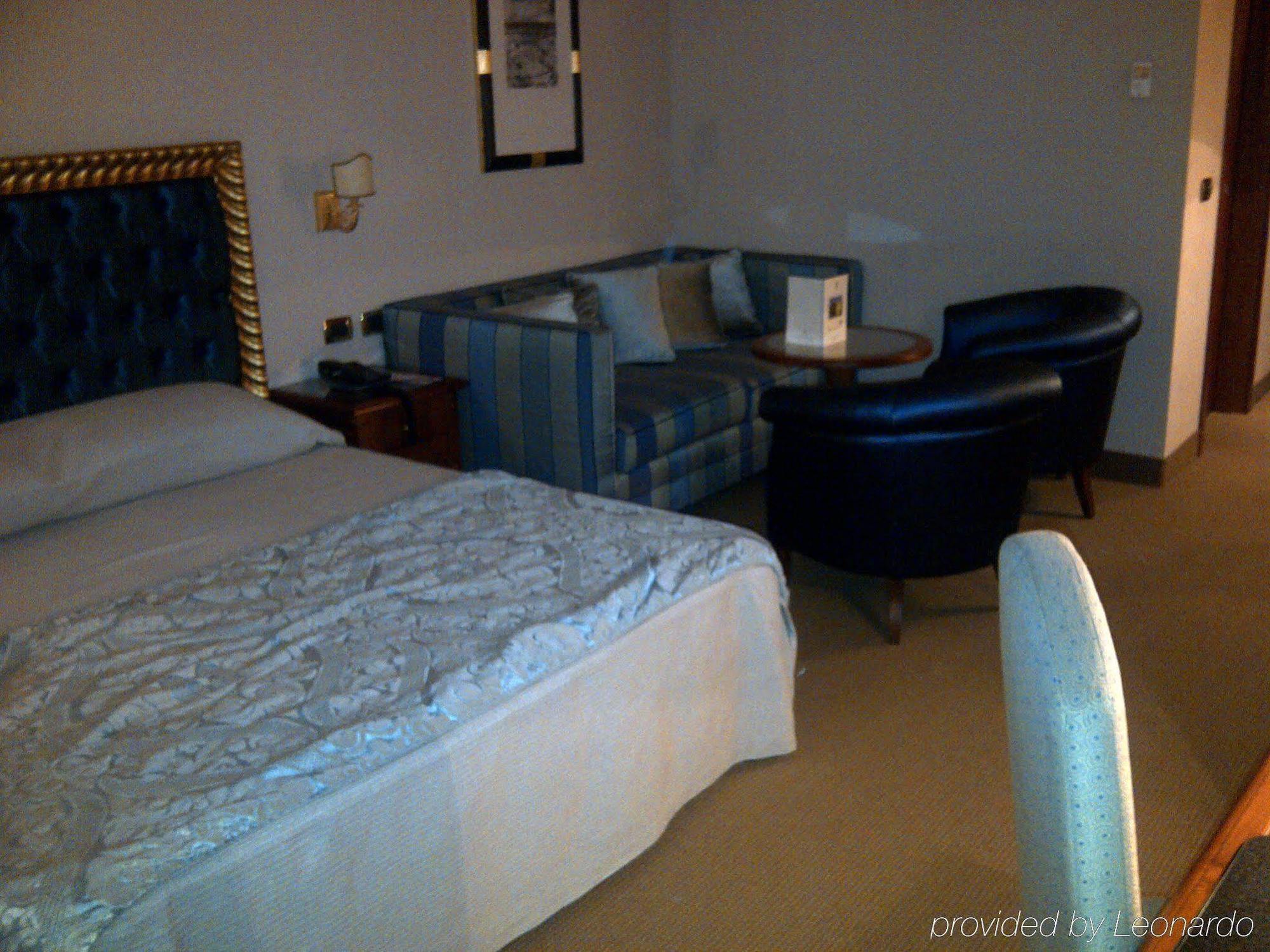 Santa Caterina Park Hotel Sarzana Zimmer foto